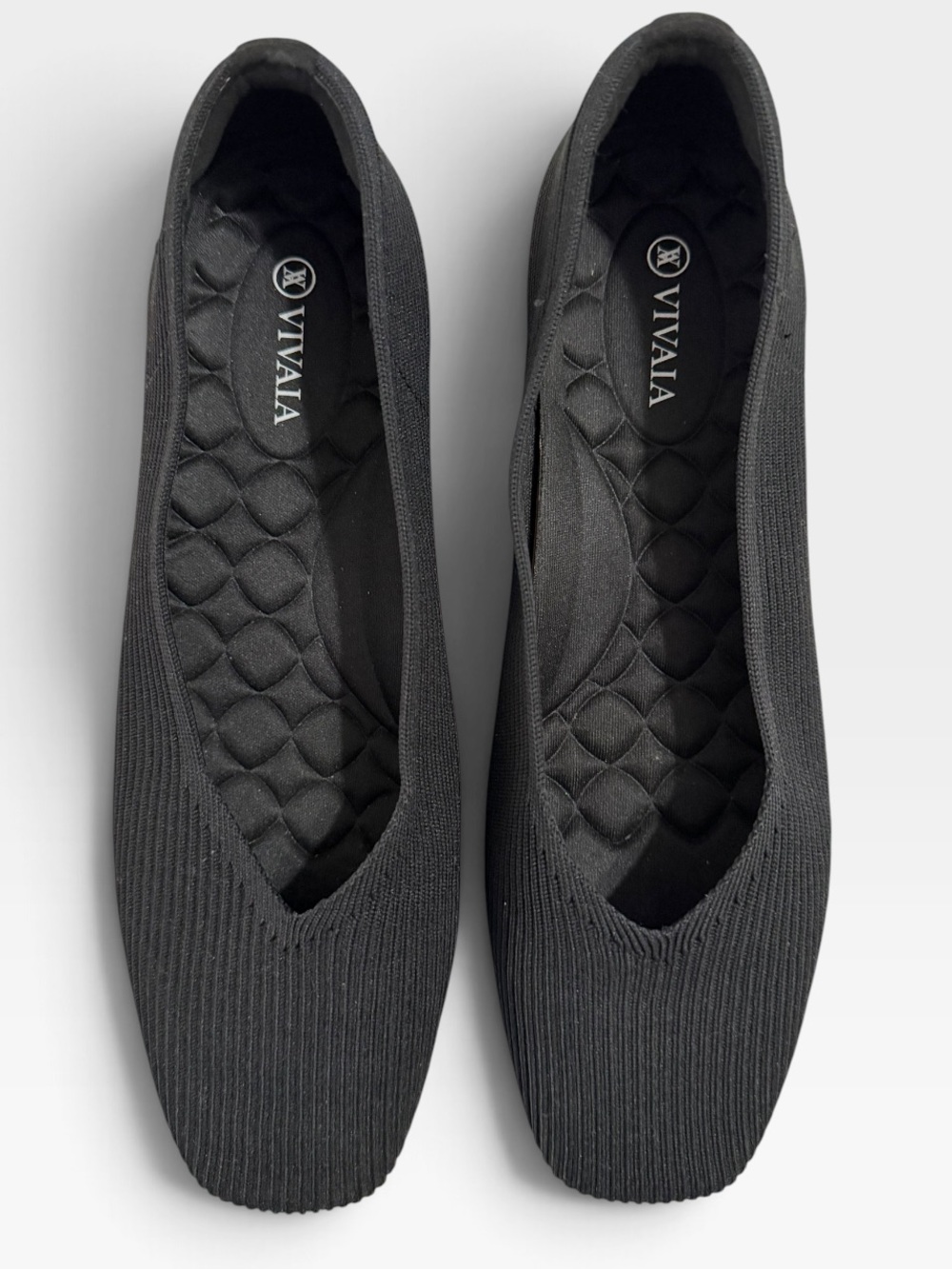 VIVAIA Black Margot 2.0 Square-Toe V-Cut Flats Euro 41.5/US 10
